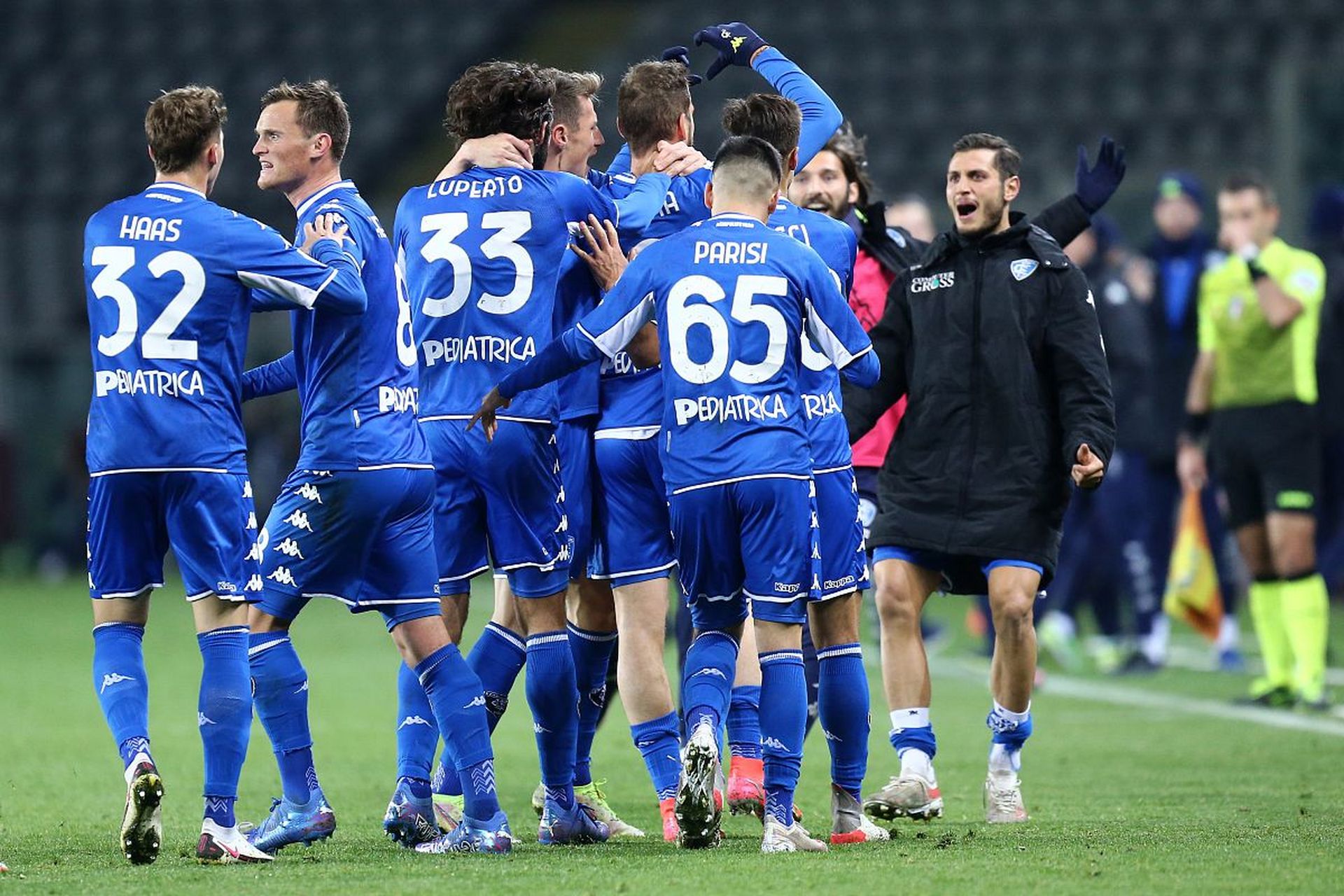 不少专家认 不少专家认